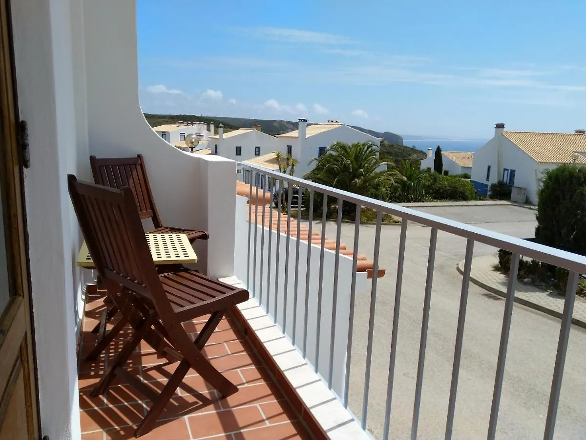 Casa Dos Pinheiros Apartment Praia da Arrifana