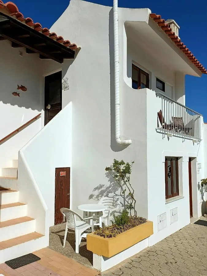 阿里法纳海滩Casa Dos Pinheiros公寓